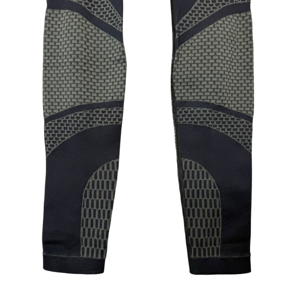 Lululemon About That Base Tight in Black / Slate size‎ 4 - Picture 6 of 7